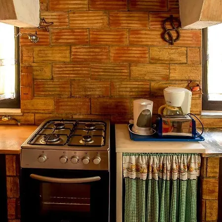E - Countryside Apartment *