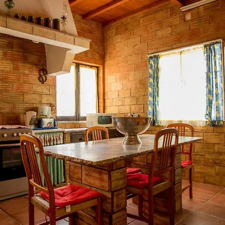 E - Countryside Apartment *